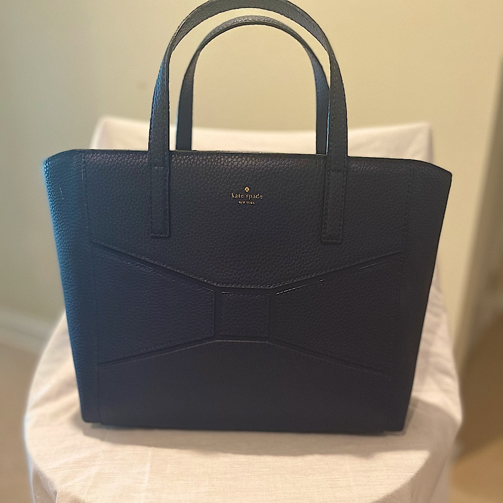 Like NEW Navy Blue Kate Spade leather tote💙